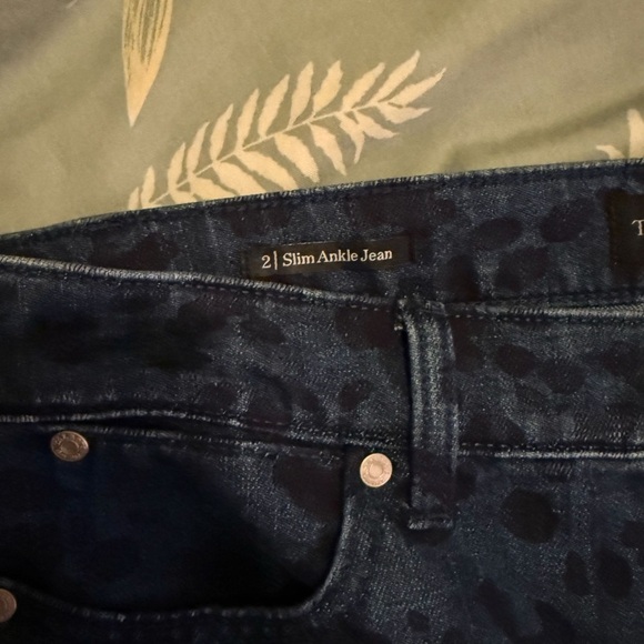 Talbots Navy Blue Leopard Patterned Skinny Jeans Size 2 - Picture 11 of 13